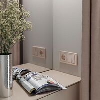 Выключатель двухклавишный  (шампань рифленый) / W1120010