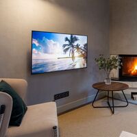 Розетка с заземлением (графит рифленый) / W1171004