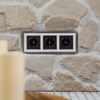 Рамка на 3 поста (бронза/белый, Palacio) / WL17-Frame-03