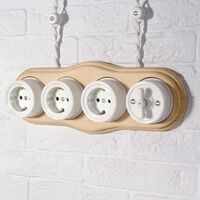 Розетка с заземлением Retro (белый) / W5671001