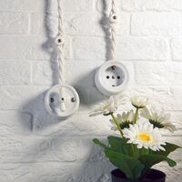 Розетка с заземлением Retro (белый) / W5671001