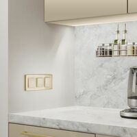 Рамка на 3 поста (айвори/латунь, Baguette) / W0032851