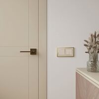 Рамка на 2 поста (айвори/латунь, Baguette) / W0022851