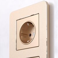 Рамка на 3 поста (шампань, Platinum) / W0032611