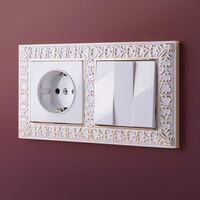 Розетка с заземлением (белый) / W1171001