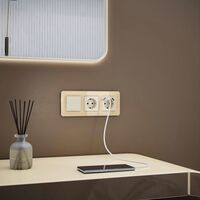 Рамка на 3 поста (айвори, Elite) / W0032443