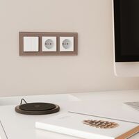 Рамка на 3 поста (латте, Favorit) / W0031142