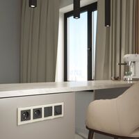 Рамка на 4 поста (молочный, Favorit) / W0041141