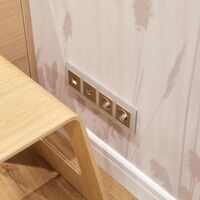 Розетка с заземлением и шторками (шампань рифленый) / W1171110