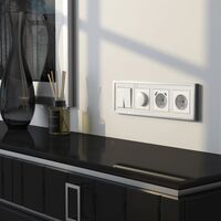 Рамка на 4 поста (белый/серебро, Baguette) / W0042850