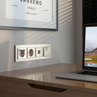 Рамка на 4 поста (шампань soft-touch, Senso) / W0043111