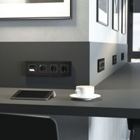 Рамка на 4 поста (черный алюминий, AluMax) / W0043508