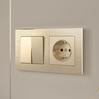 Розетка с заземлением и шторками (шампань) / W1171111