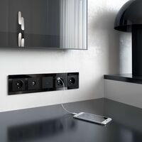 Рамка на 5 постов (черный, Favorit) / WL01-Frame-05