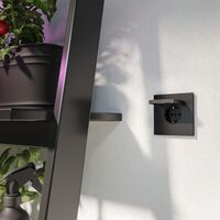 Розетка влагозащ. с зазем. с защит. крышкой и шторками (черный матовый) / W1171208