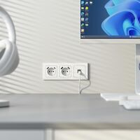 Розетка с заземлением, шторками и USB тип A+C (белый матовый) / Werkel W1171761